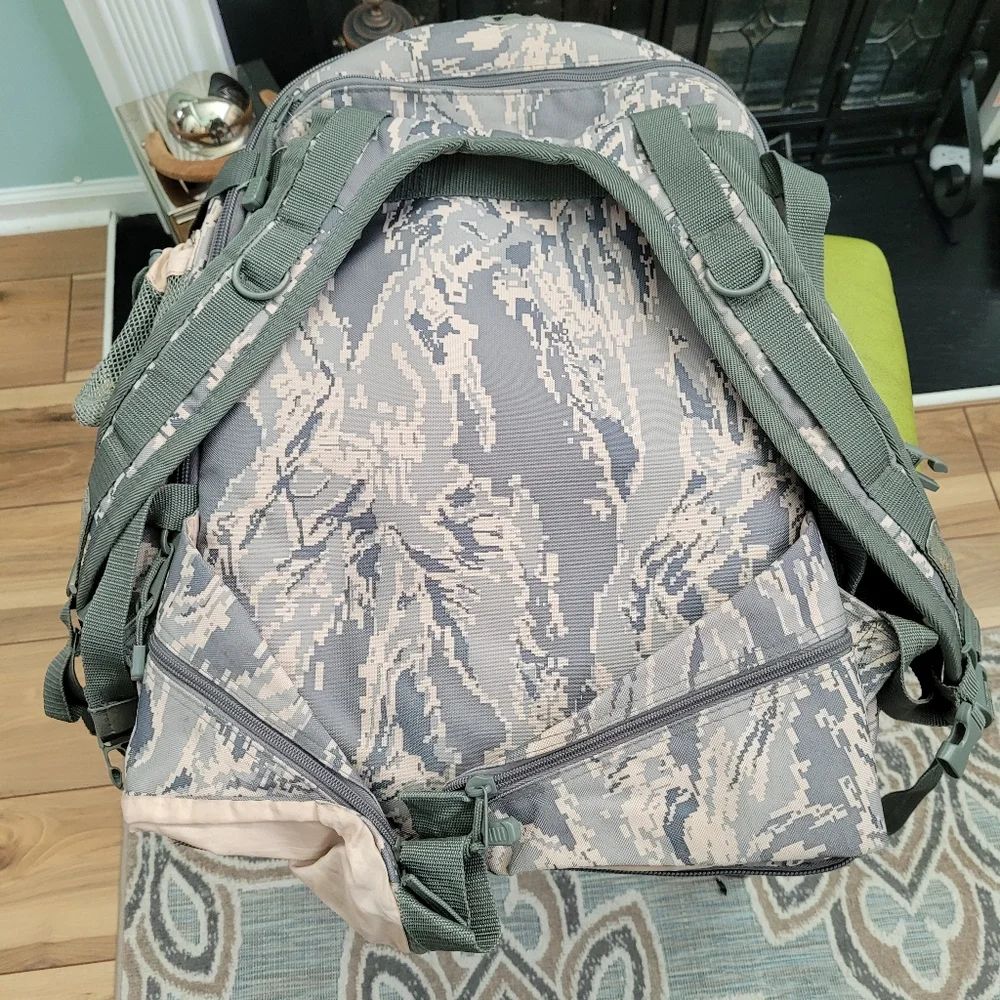 Code Alpha Backpack - Picture 12 of 12